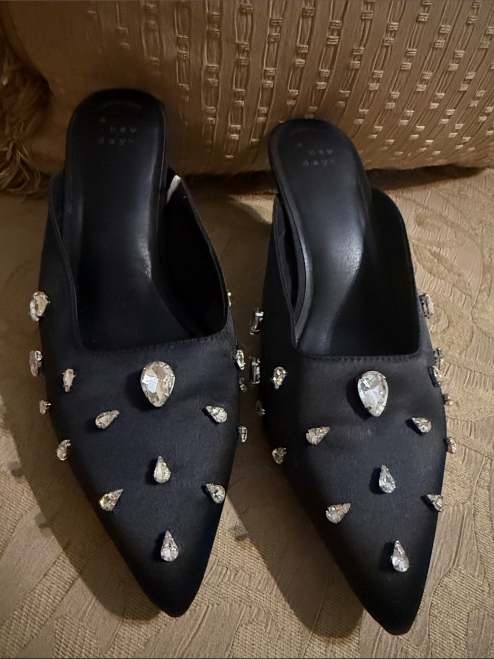 A New Day Katia pointed-toe mule heels in black satin size 8.5